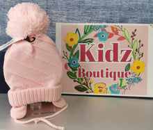 Load image into Gallery viewer, Knitted Earflap Hat