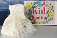 Load image into Gallery viewer, Knitted Scarf with Frills